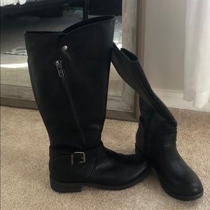 Tall Black riding boots